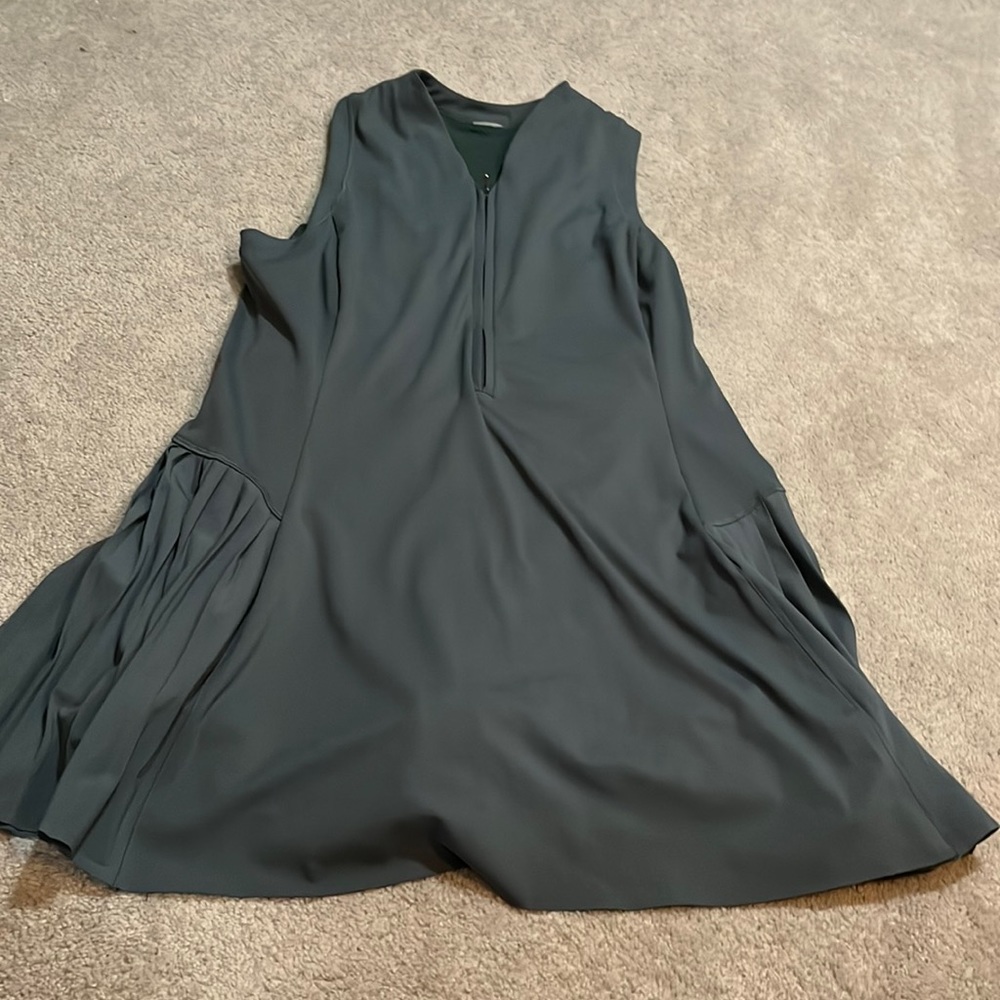 Athleta advantage dress. Size XL. Color deep ocean teal